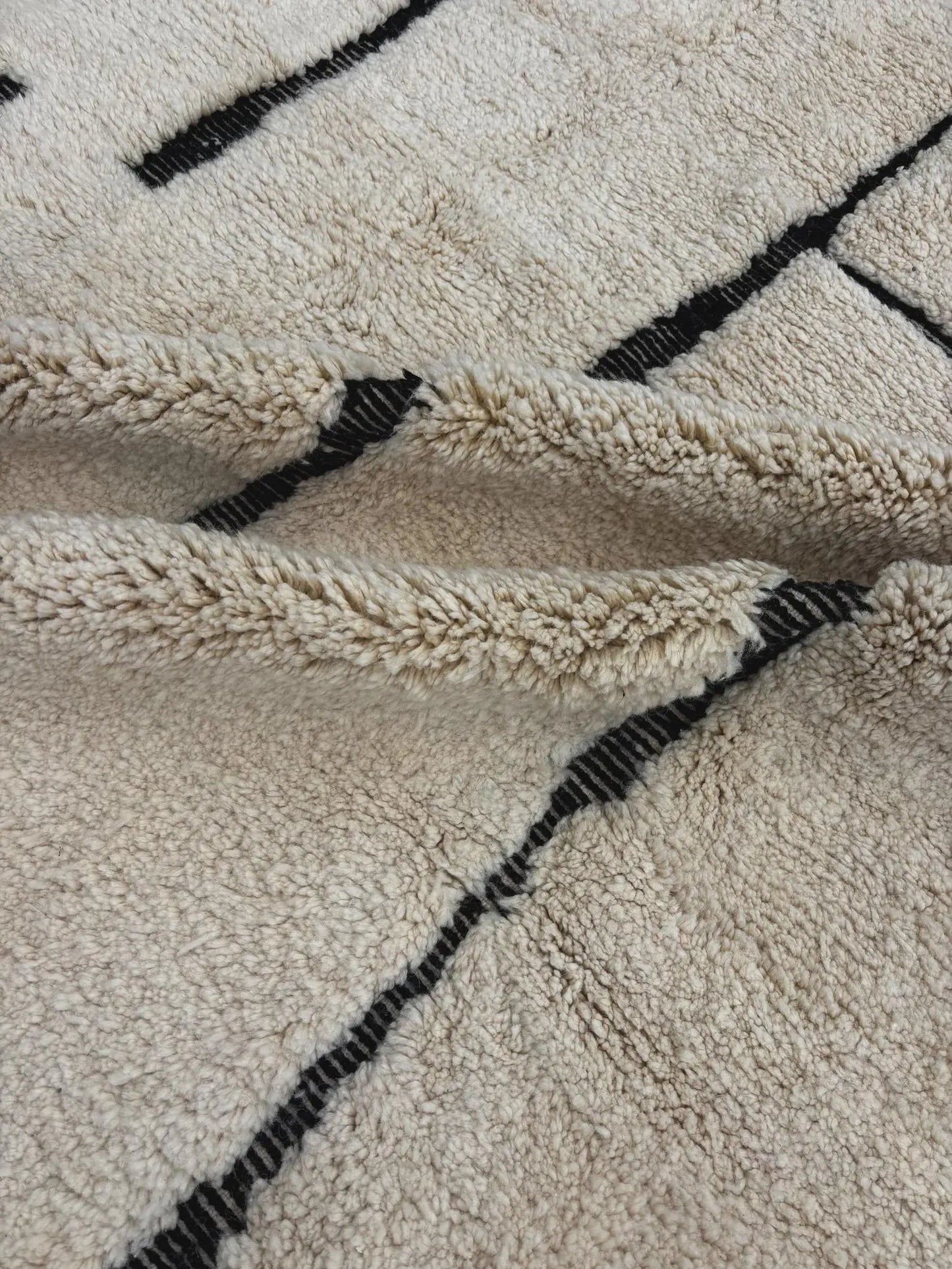 Tomlilit - Moroccan rug